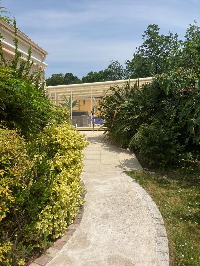 Chai Saint Jean Camelia Piscine Et Spa Exterior foto